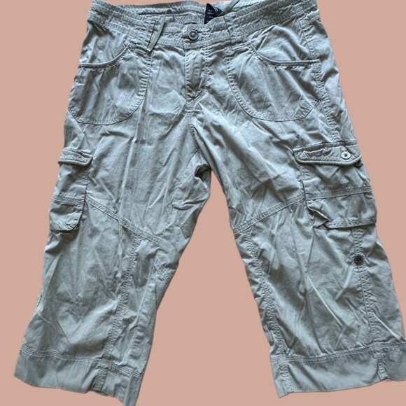Kuhl capri cargo Khaki pant Women‎ Size 8 - Picture 1 of 8